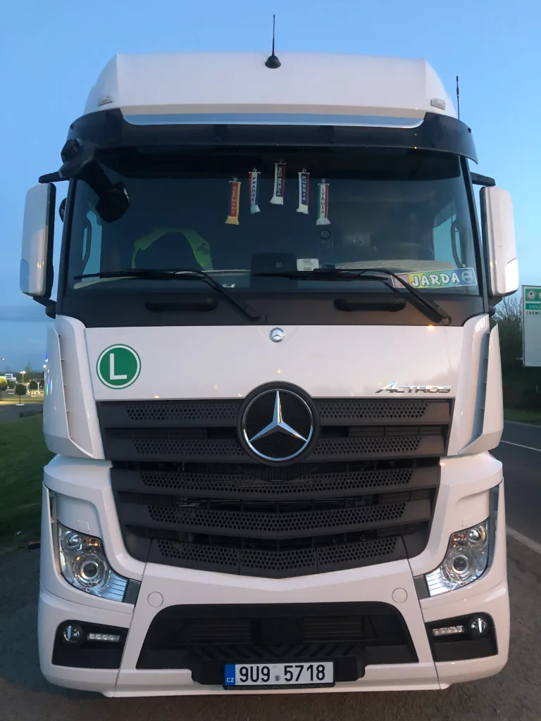 Mercedes Benz